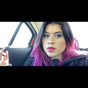 Meet your Posher, Breanna